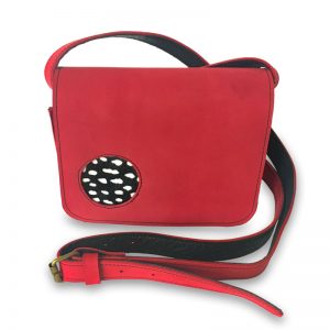 Illustration de la petite sacoche femme Catimini rouge
